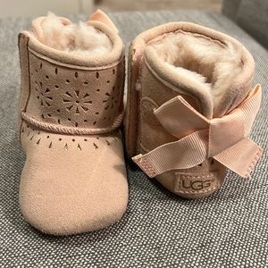 Baby Girl Pink Bow Ugg Boots